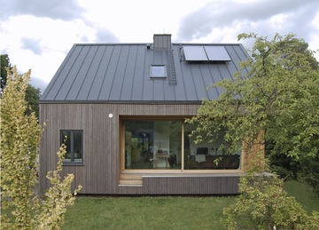 Haus C – Neues Gewand für einen Backsteinbungalow (3. Preis)