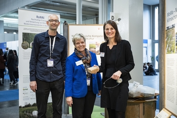 Gruppenbild beim Messerundgang