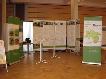 Messeaussteller - Stand 22: Landesamt für Geoinformation und Landentwicklung Niedersachsen (LGLN) / Regionaldirektionen