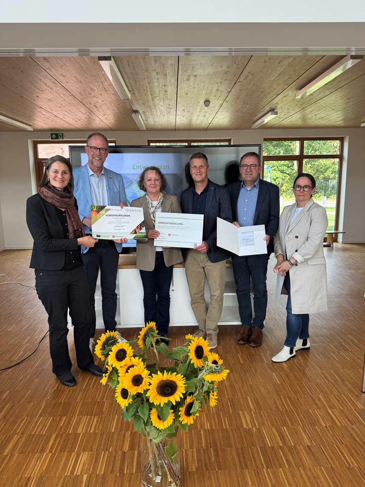 Bescheidübergabe Ehemaliger Freizeitpark in Nottensdorf wird „Dörpspark“ (Landkreis Stade)