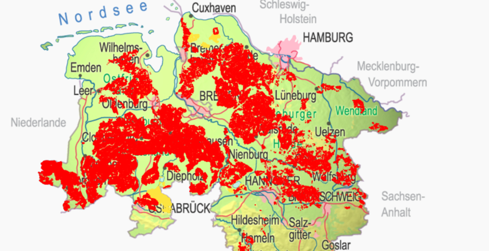 Eine Karte von Niedersachsen zeigt die nitrat- und phosphatbelasteten Gebiete.