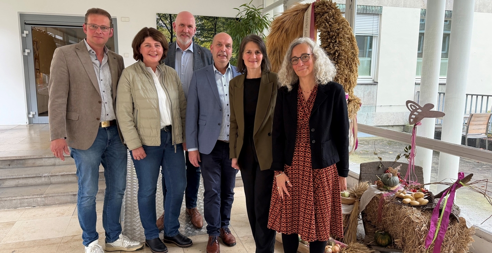 Gruppenbild der Teilnehmenden des Gesprächs